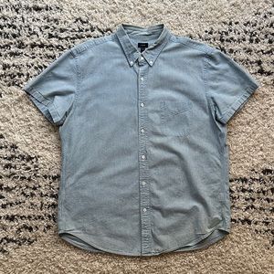 J Crew Chambray Short Sleeve Button Down w/Pocket (xl)